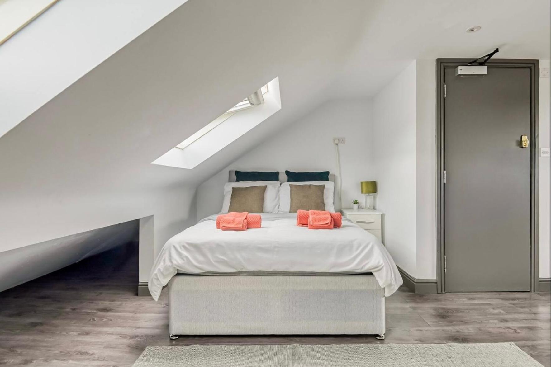 The Little Oaks Appartement Birmingham Buitenkant foto